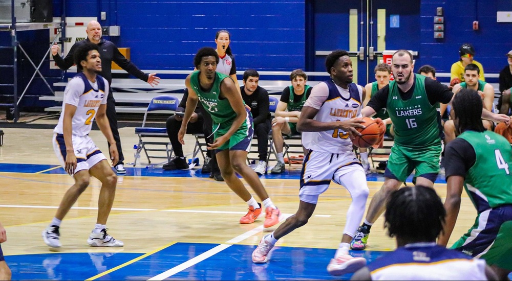 Ismael Konate drives to the basket - Tyra Swan